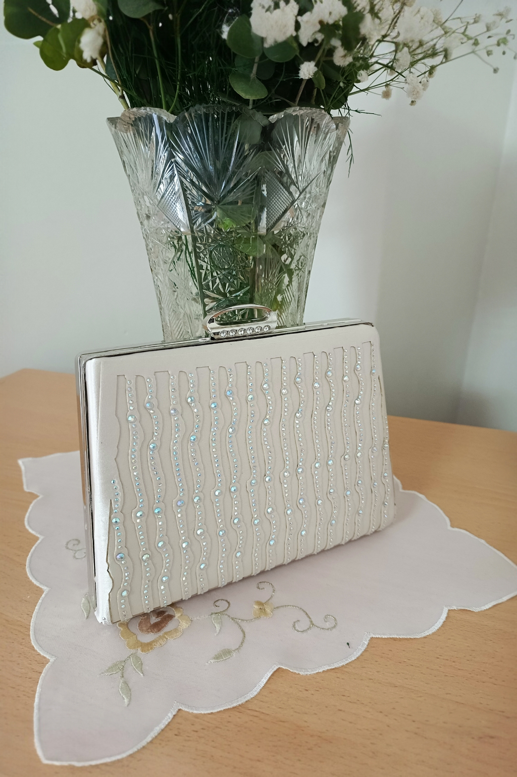 Nude Laser Stone Embellished Evening Bag - Special Design